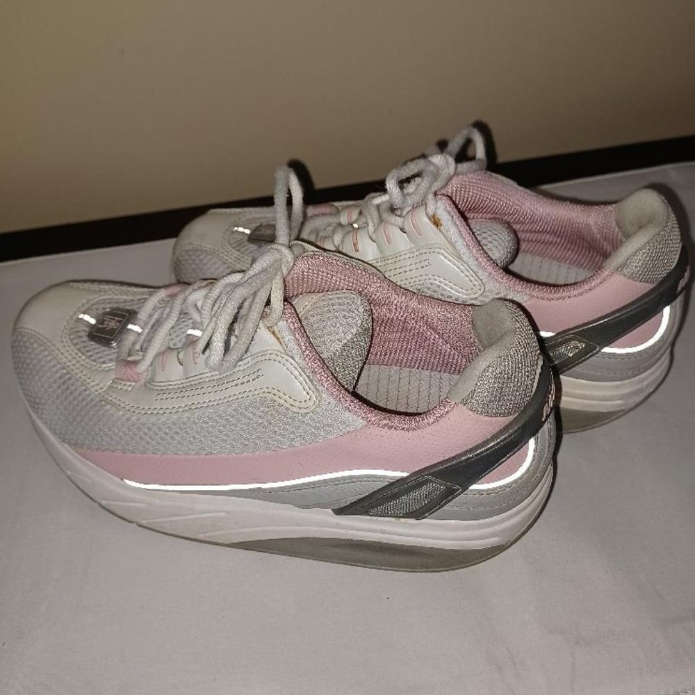 MBT Swiss Boost Rose Rocker Bottom Shoe - Size 7